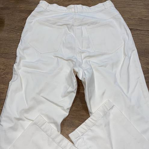 St. John  Sport ivory color jean pants size 8