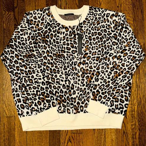 T Tahari NWT  LEOPARD PRINT SWEATER