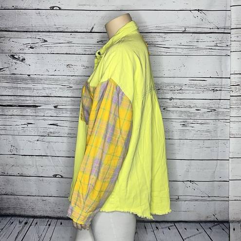 POL  Size XL Chartreuse w/ Plaid Flannel Shacket - Button Down Shirt Jacket