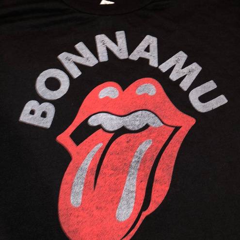 The Moon Bonnamu  April 11, 2018 tongue T-shirt