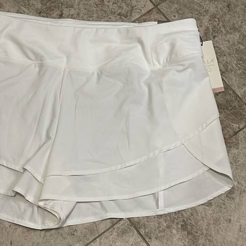 Petal CALIA Anywhere  Hem Running Shorts NWT White XXL