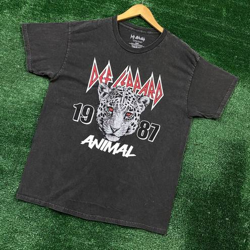 Def Leppard animal 1987 Tshirt size medium 