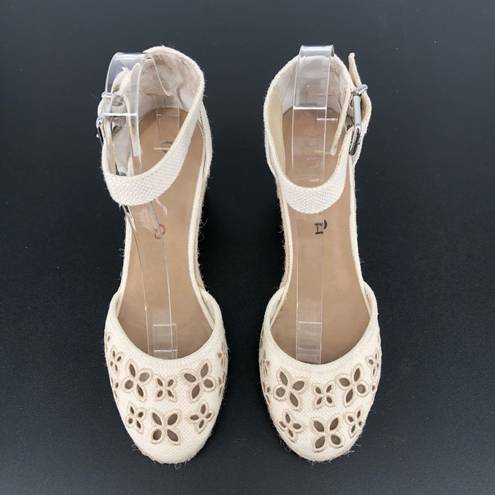 Unisa  Unareia Cream Embroidered Eyelet Ankle Strap Espadrille Wedge Sandals 8