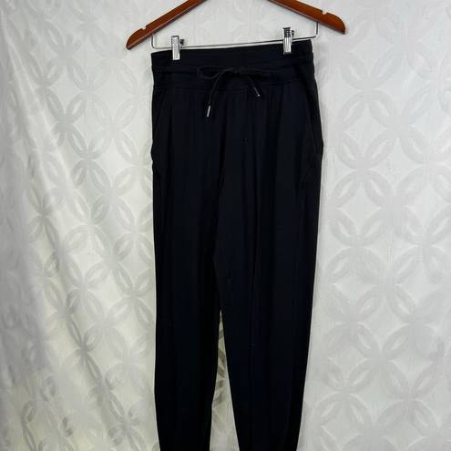 Lululemon  Ready to Rulu High-Rise Jogger Black Size 6