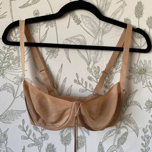 SKIMS NWT  NO SHOW  MOLDED UNLINED BALCONETTE CLAY Size 32DD