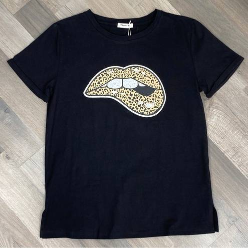 Blooming Jelly  Leopard Lips Graphic Print T-shirt Black Peach Large