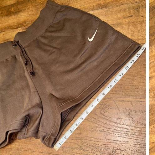 Nike Brand New  Sports Wear Phoenix Fleece High Waisted Loose Shorts 1X Brown NWT