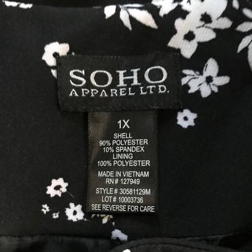 Soho Apparel  LTD  women’s 1X black floral blazer