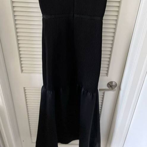 Halston Heritage NWT  Long Mermaid Gown