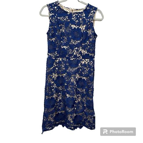 Simply Styled  sleeveless blue lace dress  Size Medium