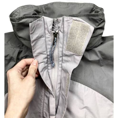 Patagonia  grey and lavender goretex waterproof zip up  jacket