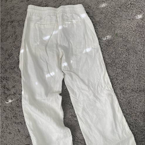 Athleta  Cabo Wide leg Pants size 4. White. Good for going out or casual