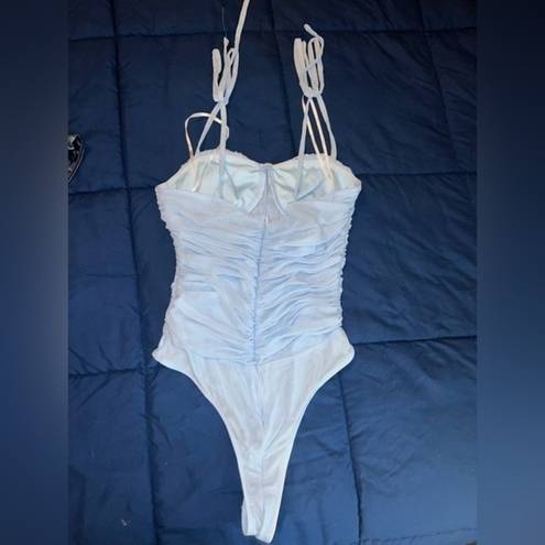 One Piece Lulu’s  bodysuit size‎ M