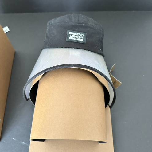 Burberry  Logo Bonnet Bucket Hat Clear Visor Size M NEW