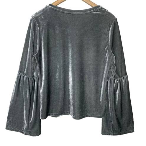 RD Style  Velvet Bell Sleeve Top Silver Long Sleeve Boho Whimsygoth Grey sz Small