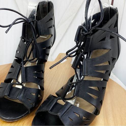 Jessica Simpson  Emelia Cage Lace Up Bootie Heels Black 7.5