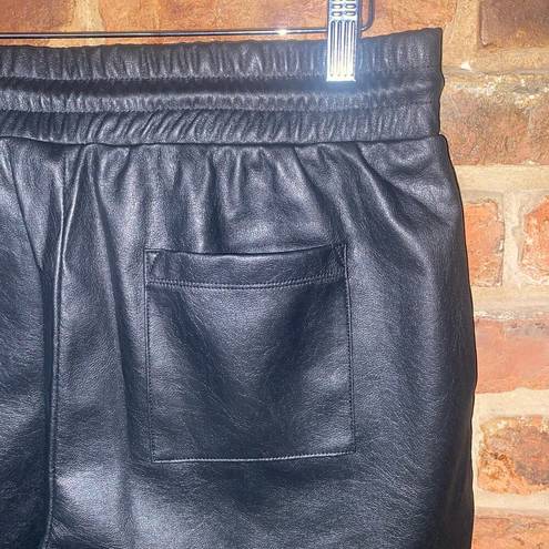 n:philanthropy NWT  Black Maura Faux Leather Shorts Women's Size Medium