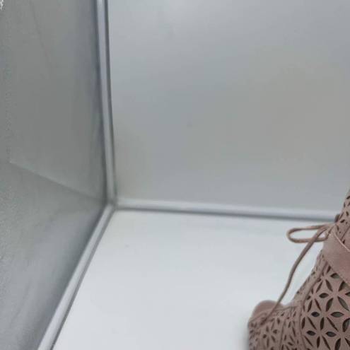 Shoedazzle  Mischa Laser Cut Bootie