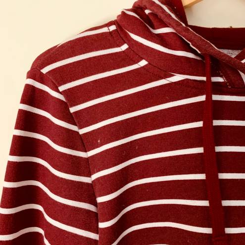 Hollister Striped Hooded Crop Top in Burgundy size S