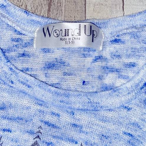 Wound Up  blue sleeveless top with boho dream catcher  print size small