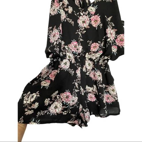 Miley + Molly  Black Floral Short Jumpsuit Size Med EUC #6953