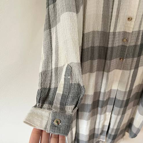 Pilcro Longline Plaid Long Sleeve Collared Button Down Tunic Shirt Gray White