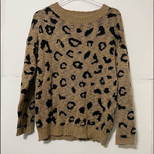 Elodie  Leopard Print Oversized Sweater Long Sleeve Size Small