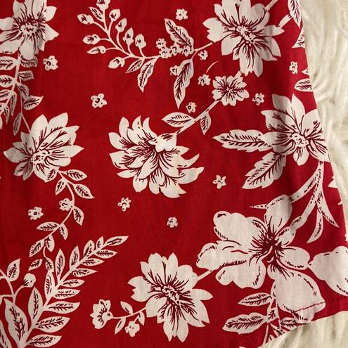 Coldwater Creek  Shaped Women’s Shirt size XS brand new color red and white