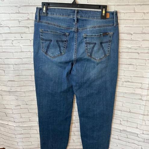 Seven 7 Jeans Women’s size 4 Medium Wash Straight Leg Distressed Bottom