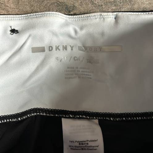 DKNY  capri leggings