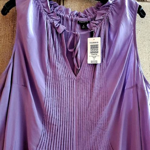 Torrid lavender sleeveless front tie blouse