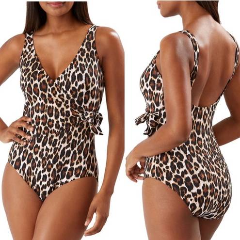 Tommy Bahama  Tummy Control Swimsuit Tropi Cat Wrap One Piece Size 4 NWT