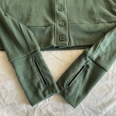 Old Navy Active Cropped Long Sleeve Top