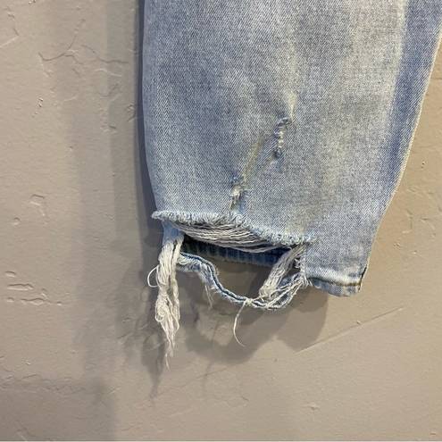 Abercrombie & Fitch Curve Love Distressed High Rise Mom Jeans Size 28