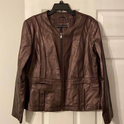 Bernardo  Womens Leather Jacket excellent condition long 25” bust 38/40”