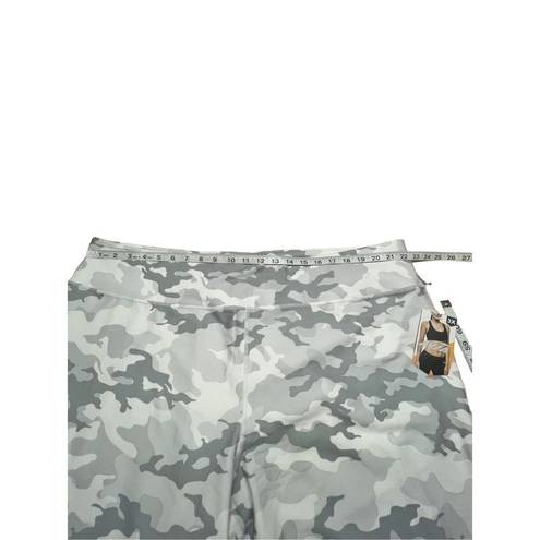 Avia  * Crop Length * Leggings *Gray Camo * Sz 3X 24/26 NWT