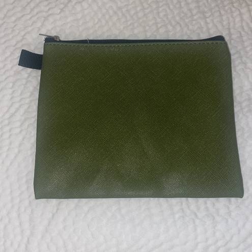 Avalanche  Outdoor Supply Company Army Green logo mini bag zipper closure New OS