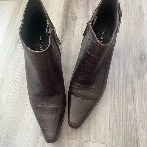 Donald Pliner  8 Brown Lexie Heeled Boots