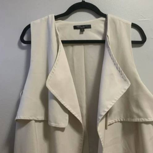 Romeo + Juliet Couture  Khaki Layered Trench Vest Size Large