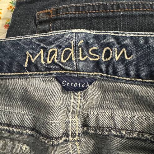 Madison Size 15/16 Denim Capris