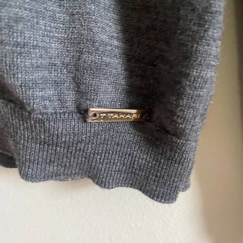 Tahari  Gray Wool Turtleneck Sweater