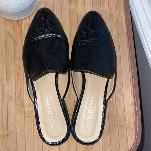 Club Monaco  Mules