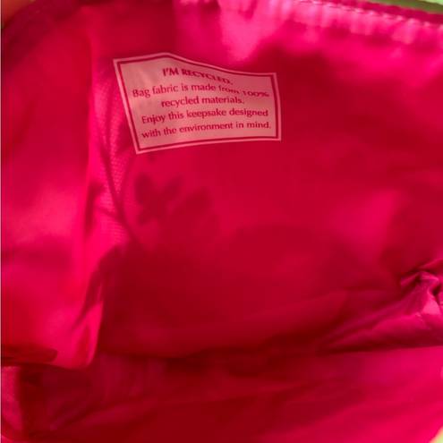 Estée Lauder New  super soft pretty cosmetic bag!
