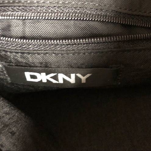 DKNY NWOT  Small Tote (Pease read description)