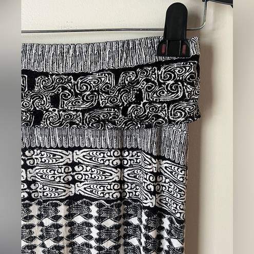 Kirra  Women’s Black & White Tribal Pattern Foldover Maxi Skirt Size M