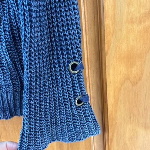 Vintage Havana  Blue V Neck Knit Sweater