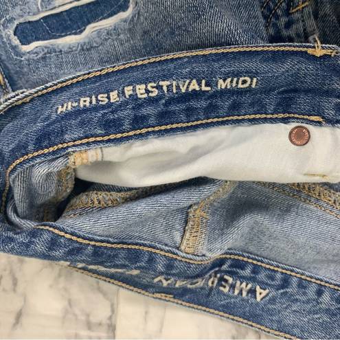 American Eagle  Hi-Rise Festival Midi Distressed Shorts Denim size 2 button fly