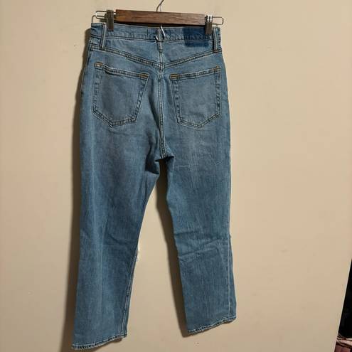 Abercrombie & Fitch  Ankle Straight Ultra High
Rise- Size 27 (4R)