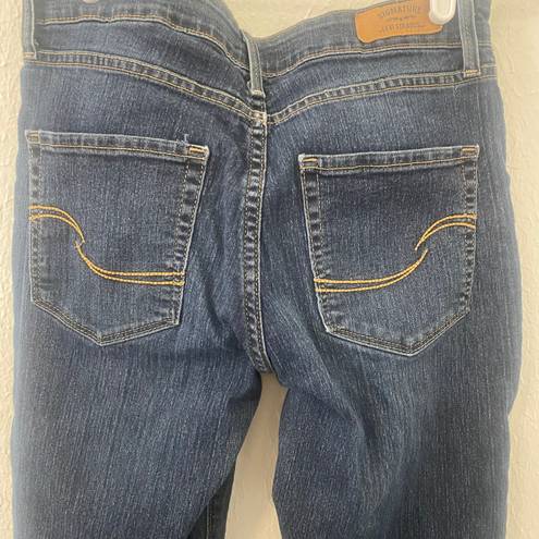 Levi Strauss & CO. Signature Modern Bootcut Size 6M Fringe Hems Stretch