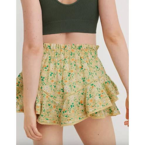 Aerie  rock n ruffle yellow floral lace trim mini skirt skort